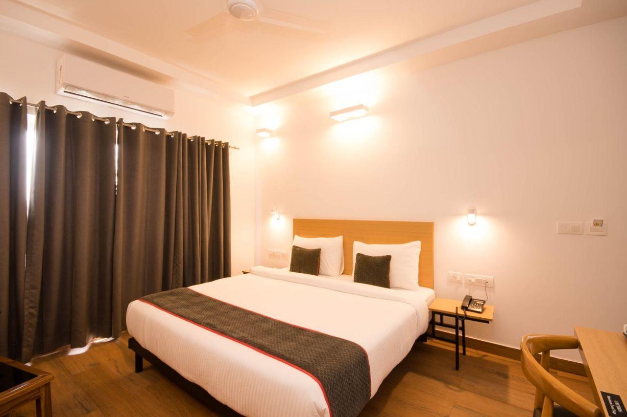 Hotel Vemara باناجي المظهر الخارجي الصورة