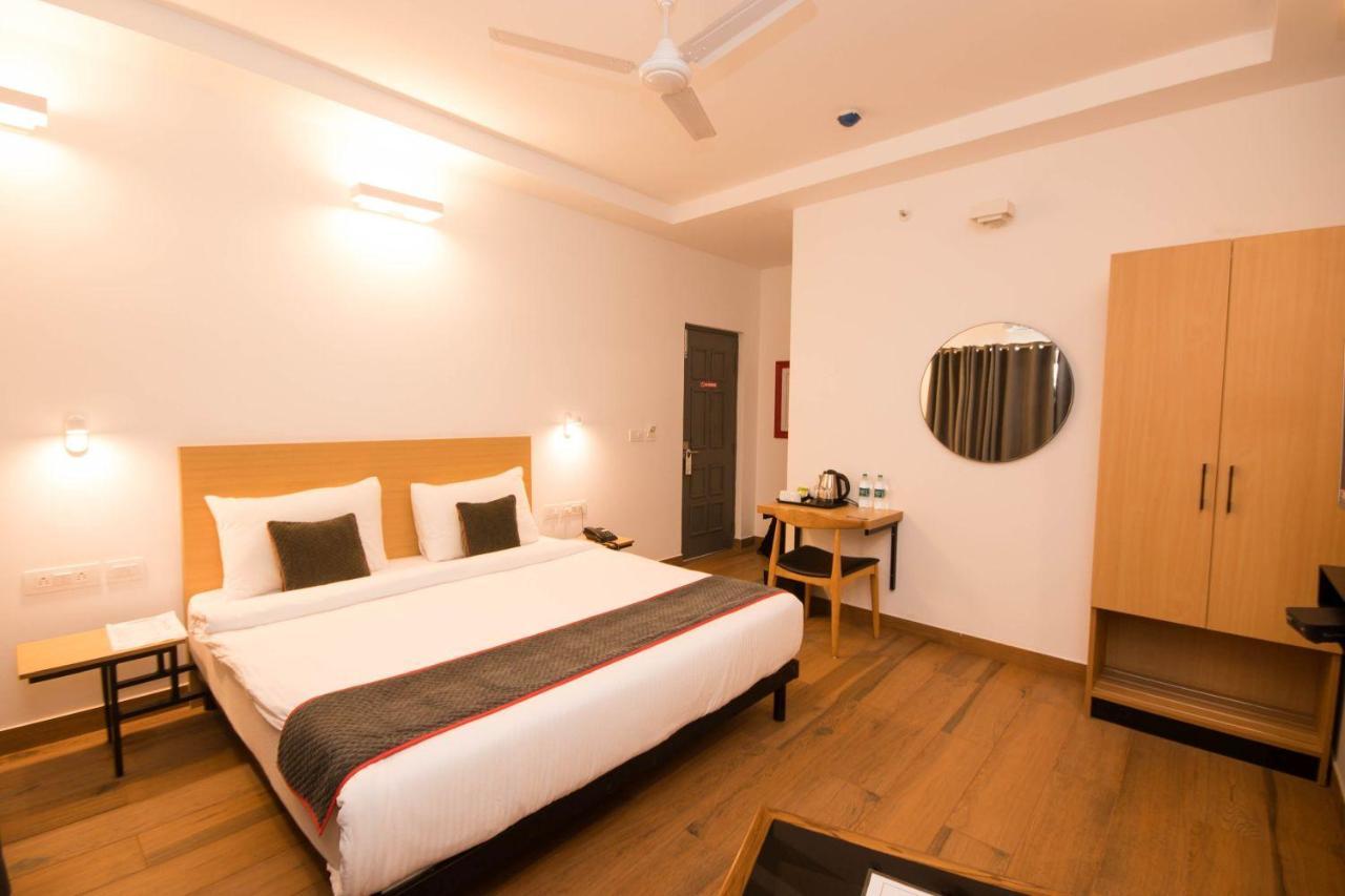 Hotel Vemara باناجي المظهر الخارجي الصورة